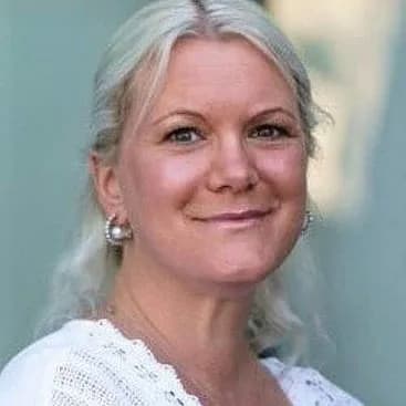 Heike-Rebecca Doll, DIE LEADERMANUFAKTUR